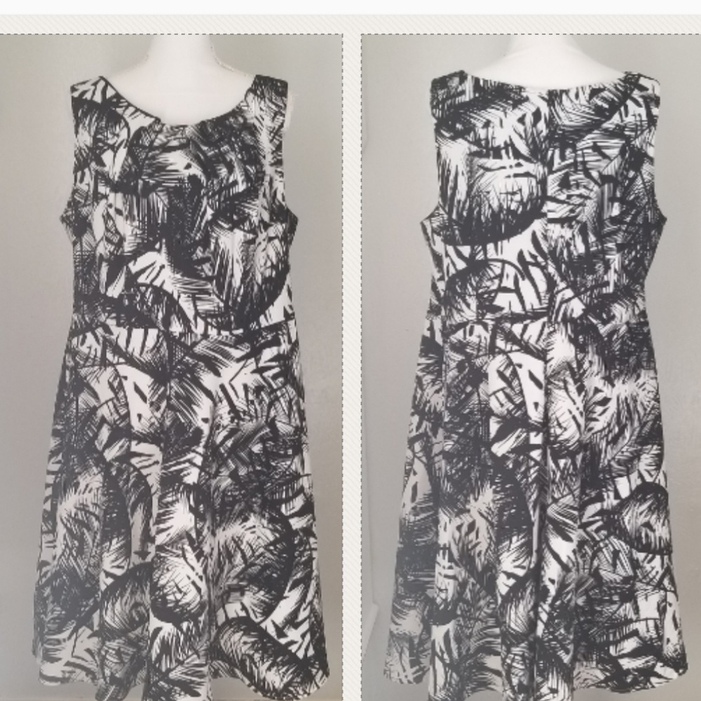 Black & White sleeveless dress